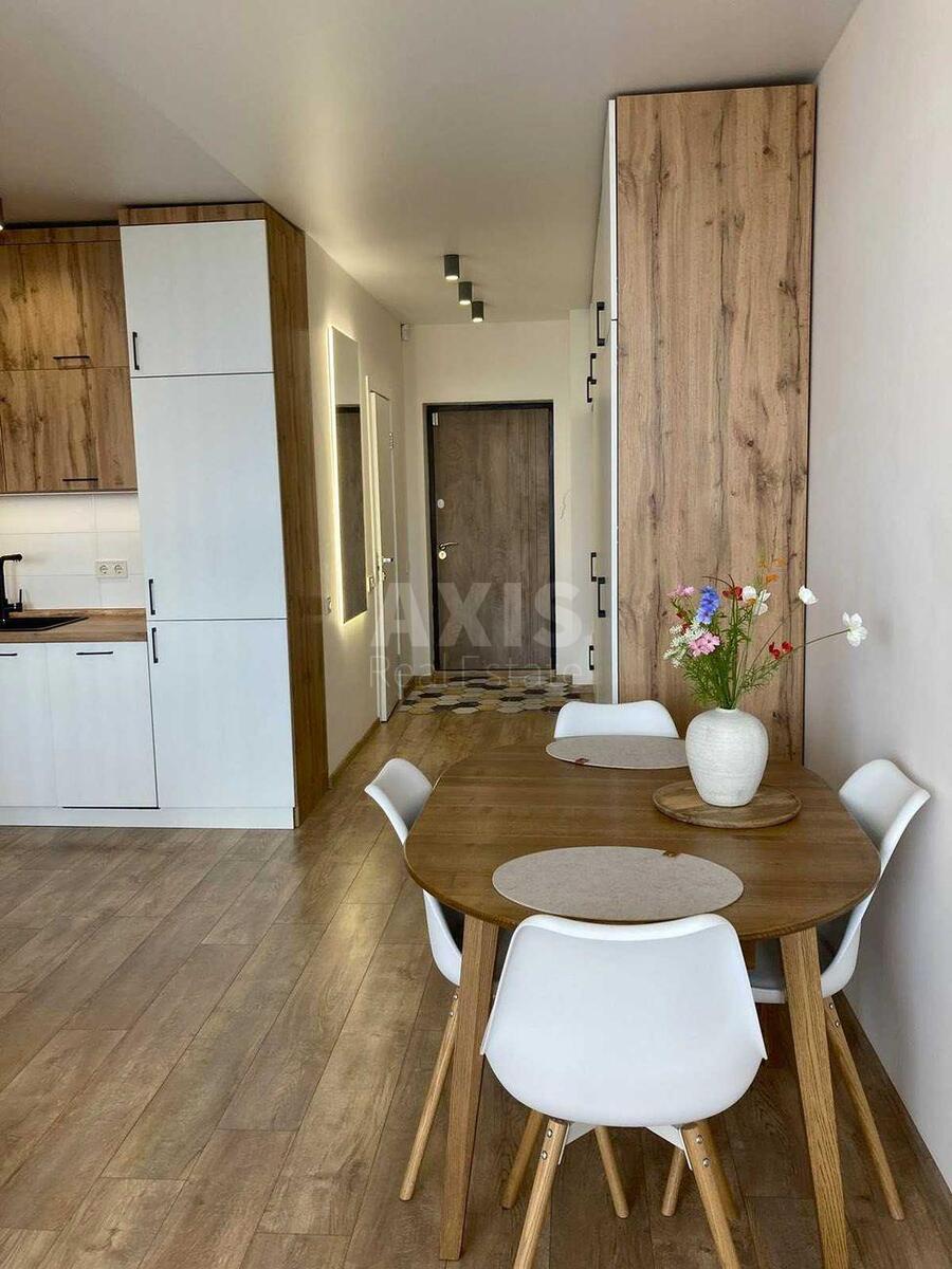 1k apartment pr-t Bazhana Mykoly 170