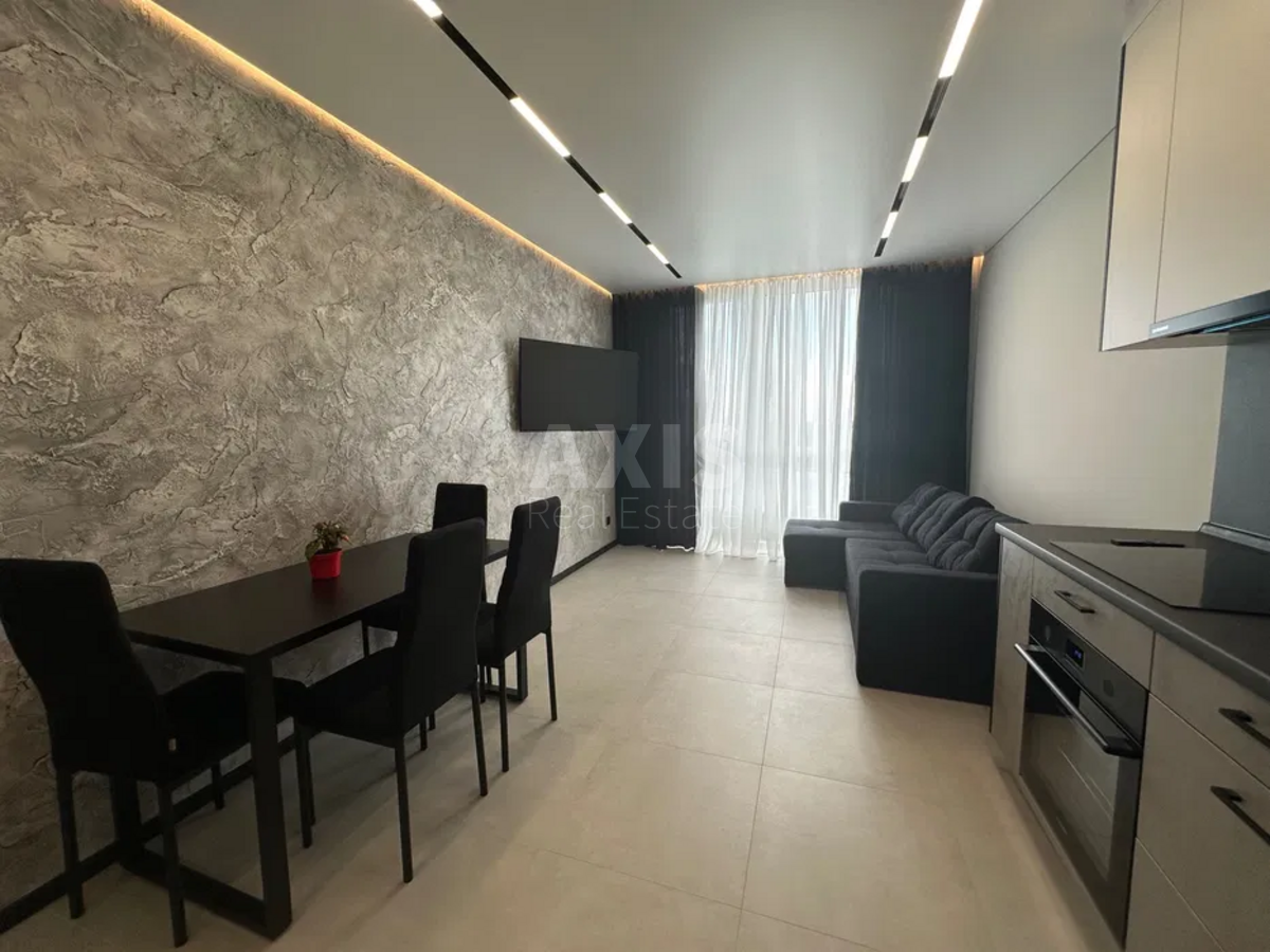 1k apartment vul. Prychal'na 140