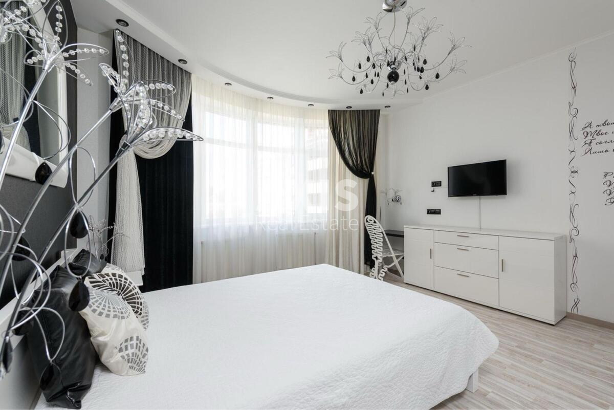 3k apartment vul. Staronavodnyc'ka 6Б3