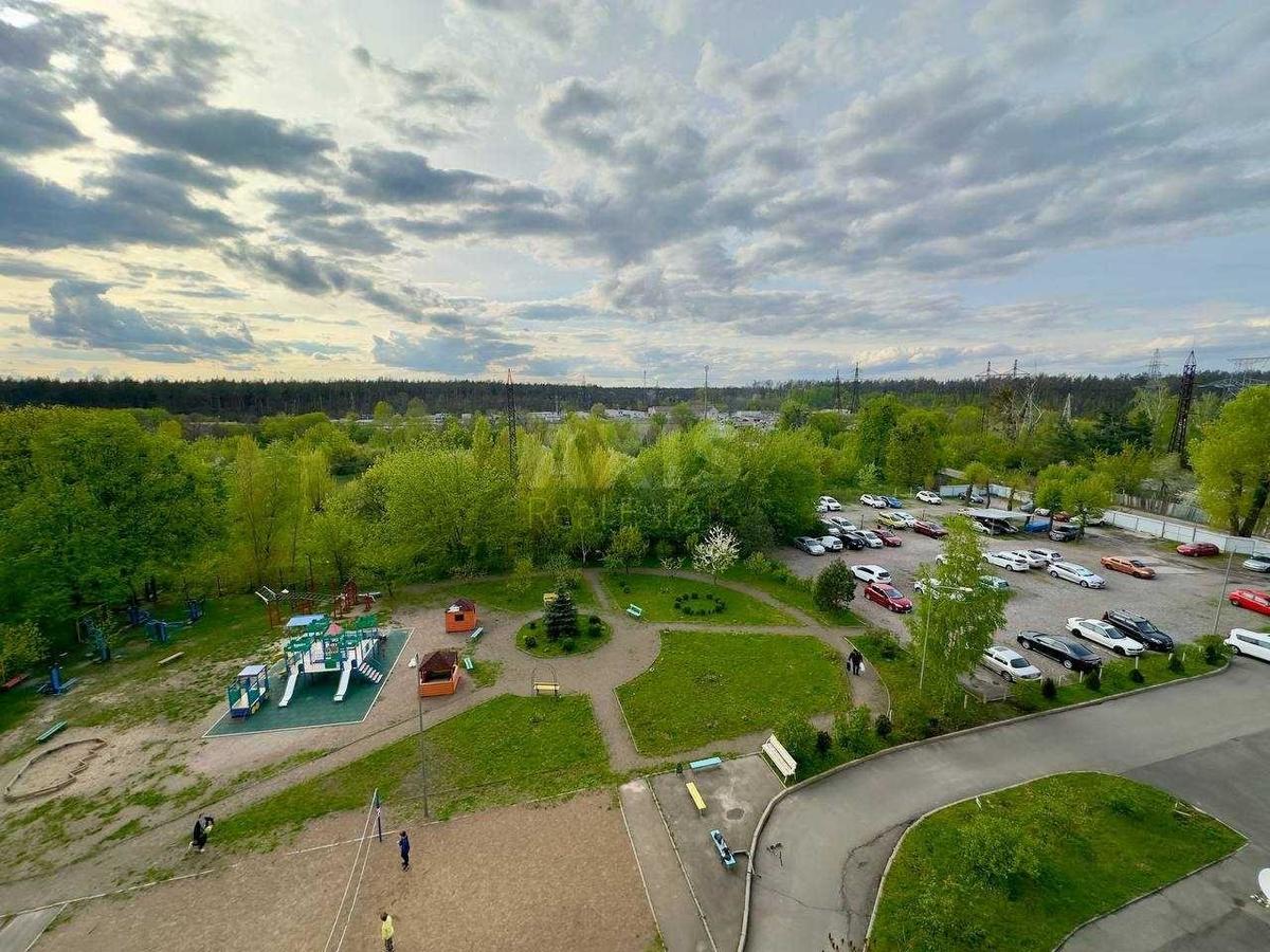 2k apartment vul. Naumova Generala 668