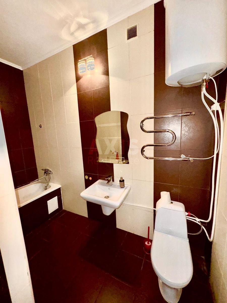 3k apartment vul. Jevgena Konoval'cja 321