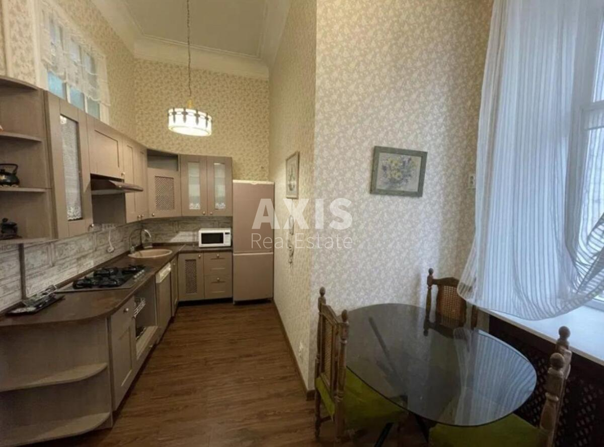 2k apartment vul. Ljuterans'ka 7/1014