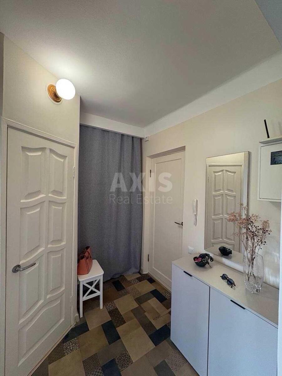 1k apartment prov. Kolomyjs'kyj 125