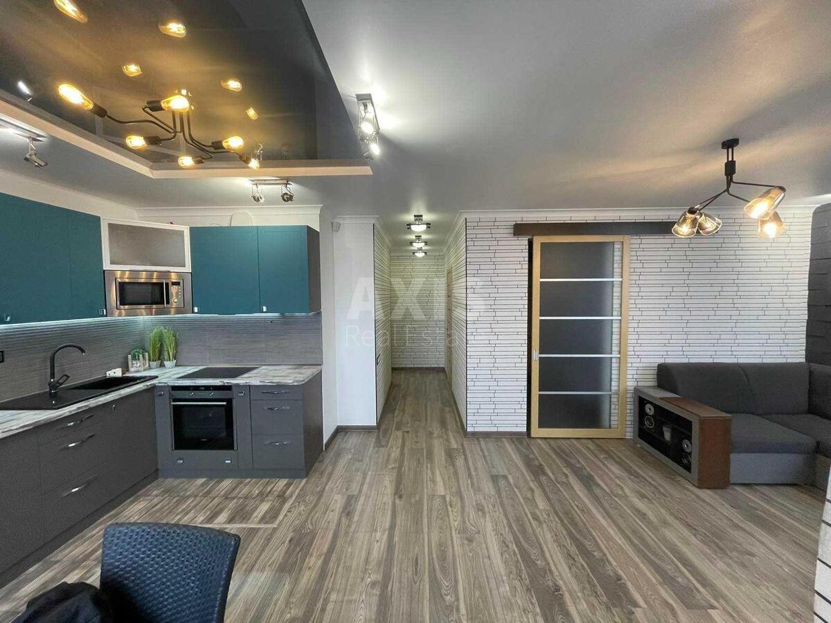 1k apartment vul. Myhajla Maksymovycha 3Д0