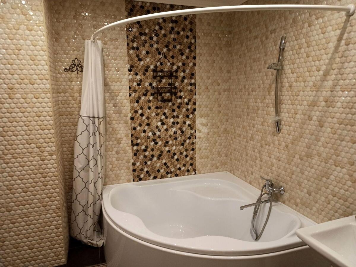 3k apartment vul. Degtjarivs'ka 25А10