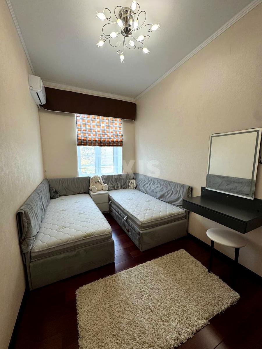 3k apartment vul. Shovkovychna 32/34610096