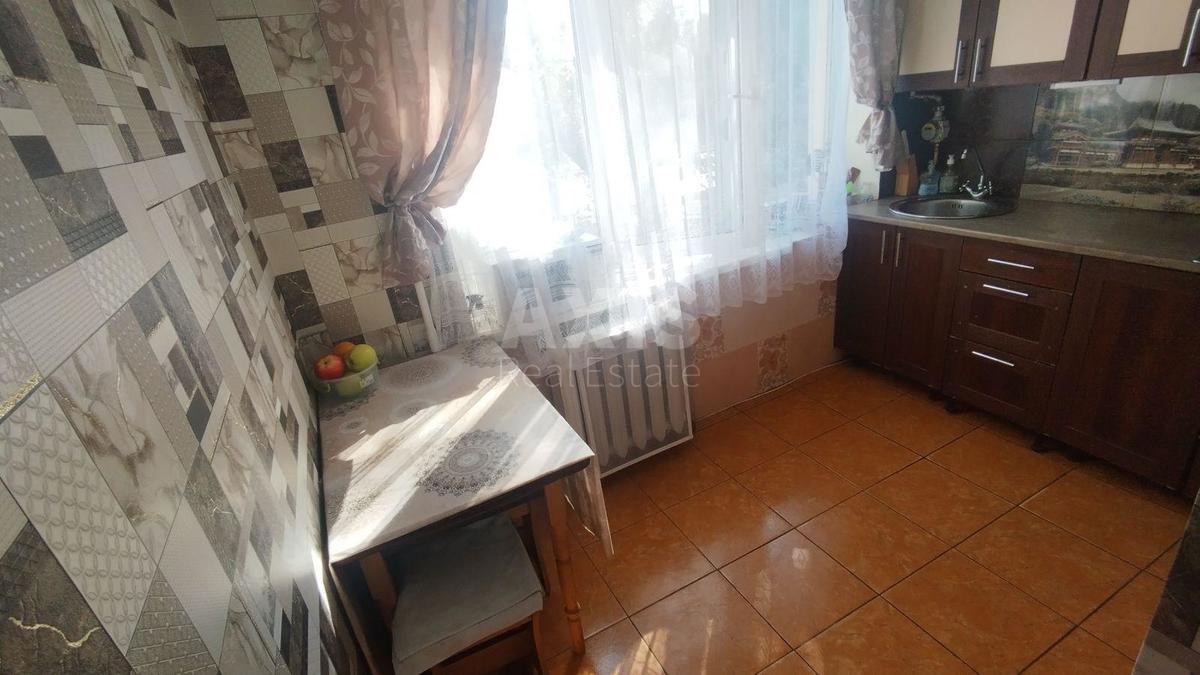2k apartment vul. Mykytenka Ivana 2/10