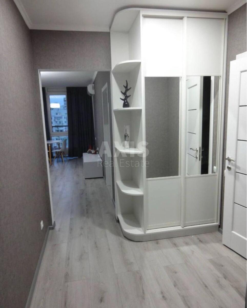 2k apartment vul. Zlatoustivs'ka 305