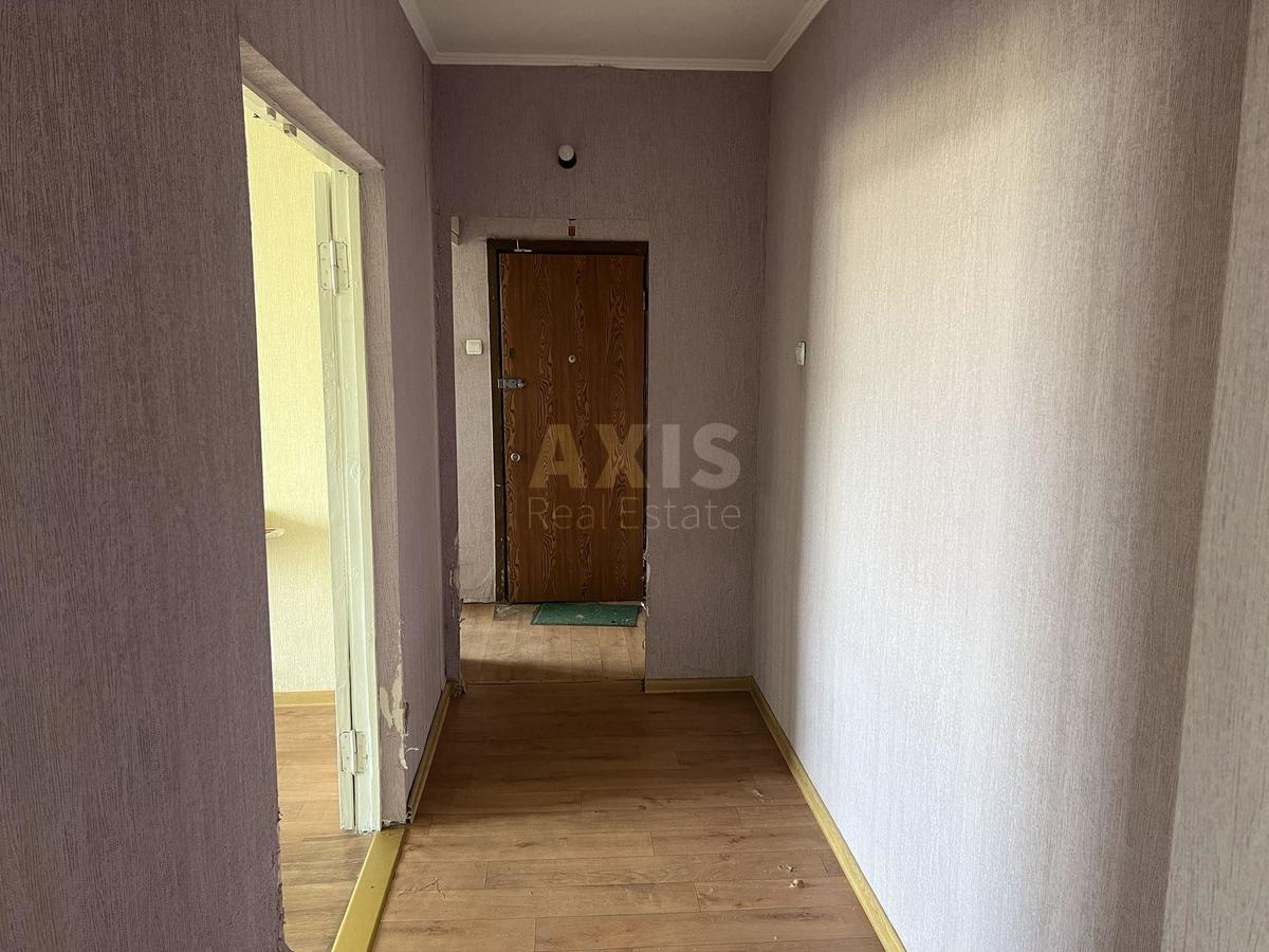 3k apartment vul. Bal'zaka Onore de 3810