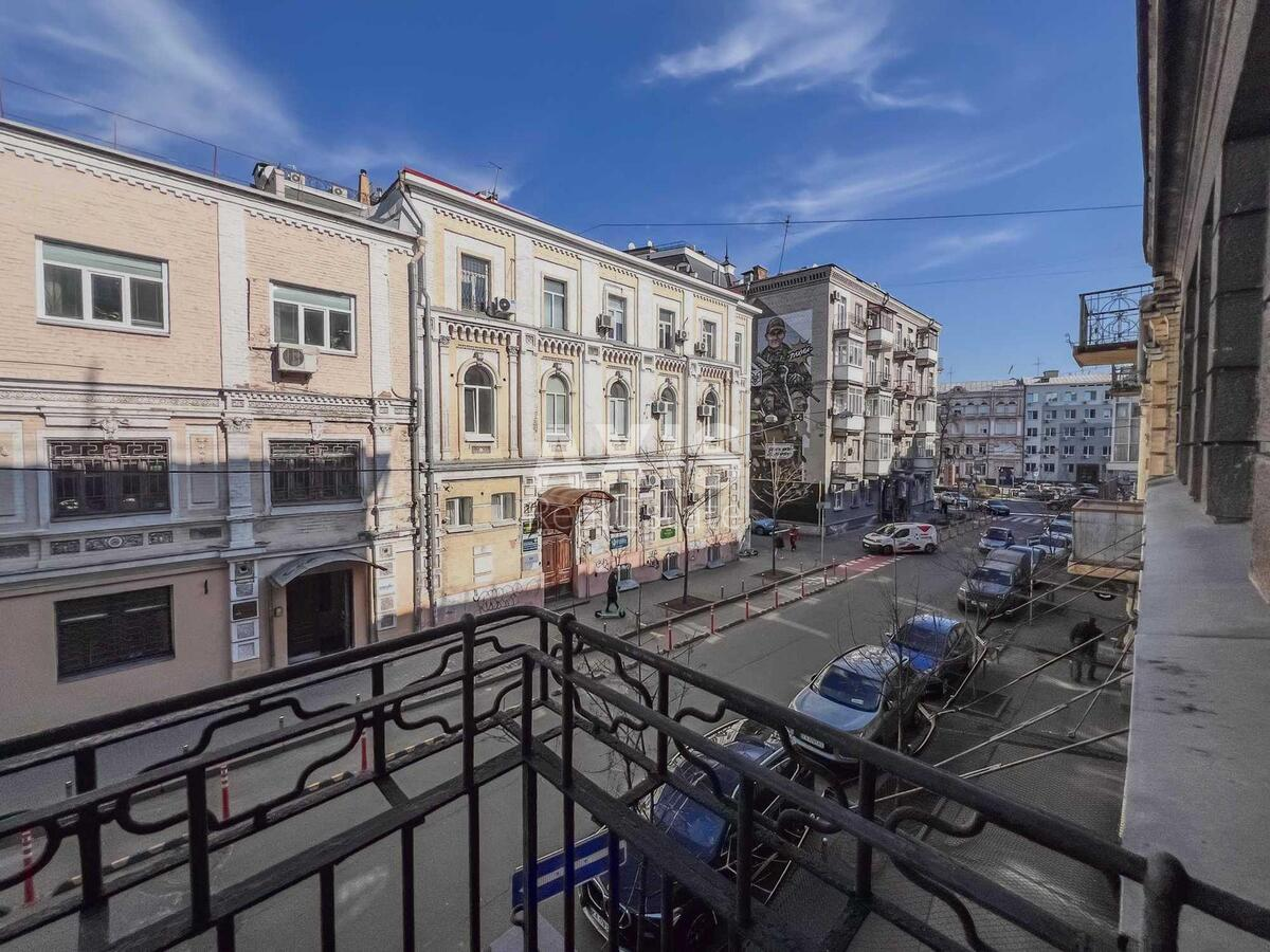 4k apartment vul. Rejtars'ka 1113