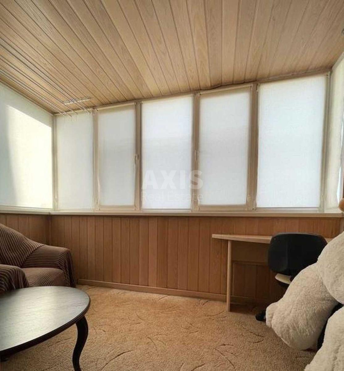 2k apartment vul. Revuc'kogo 76
