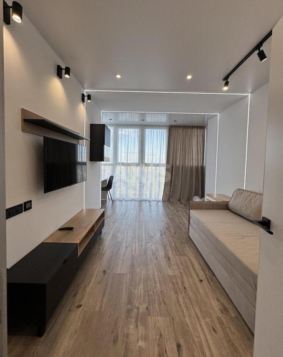 1k apartment vul. Grechka Marshala 10Б5
