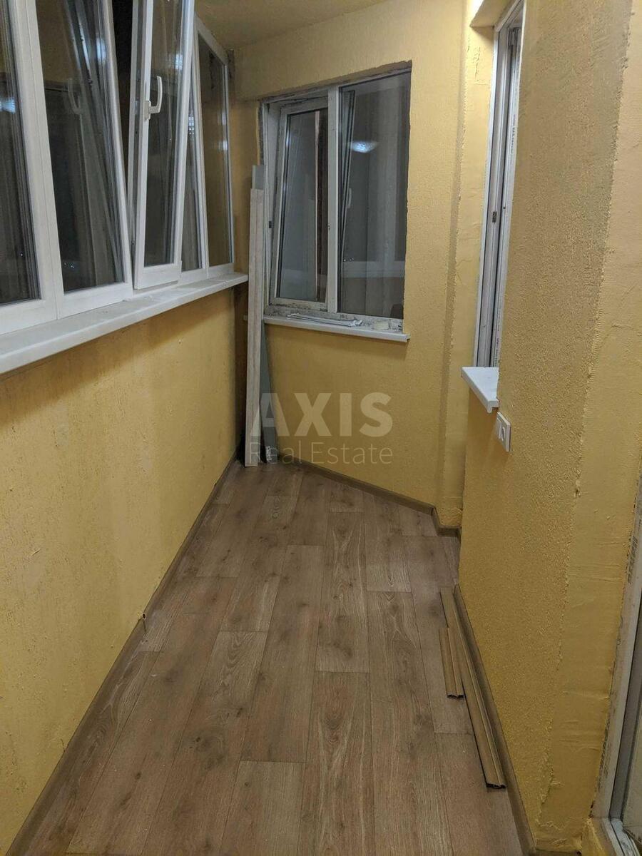 2k apartment vul. Jevgenija Harchenka 47Б595019