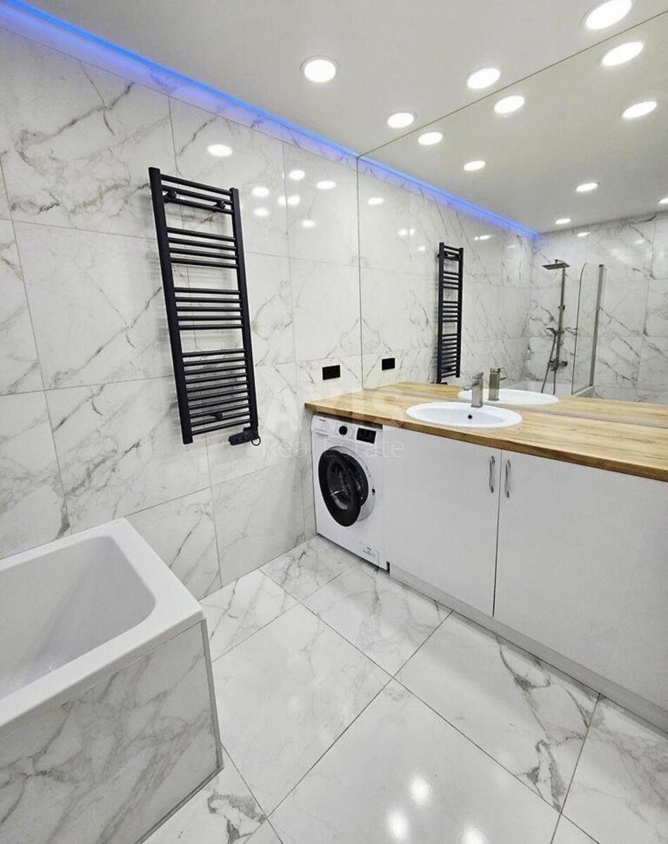 2k apartment vul. Revuc'kogo 54592716