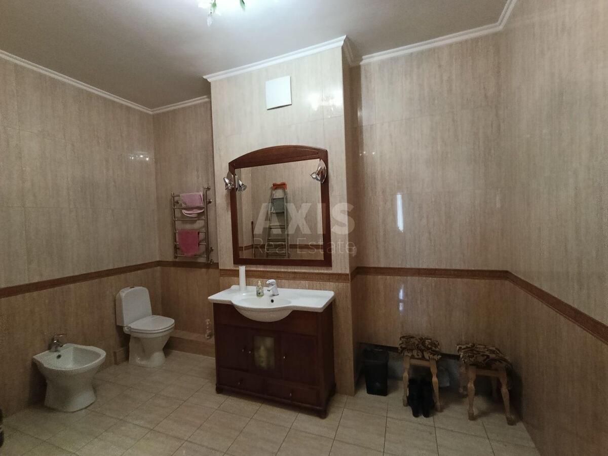 Офис ул. Князей Острожских 46/2, 75м26344319