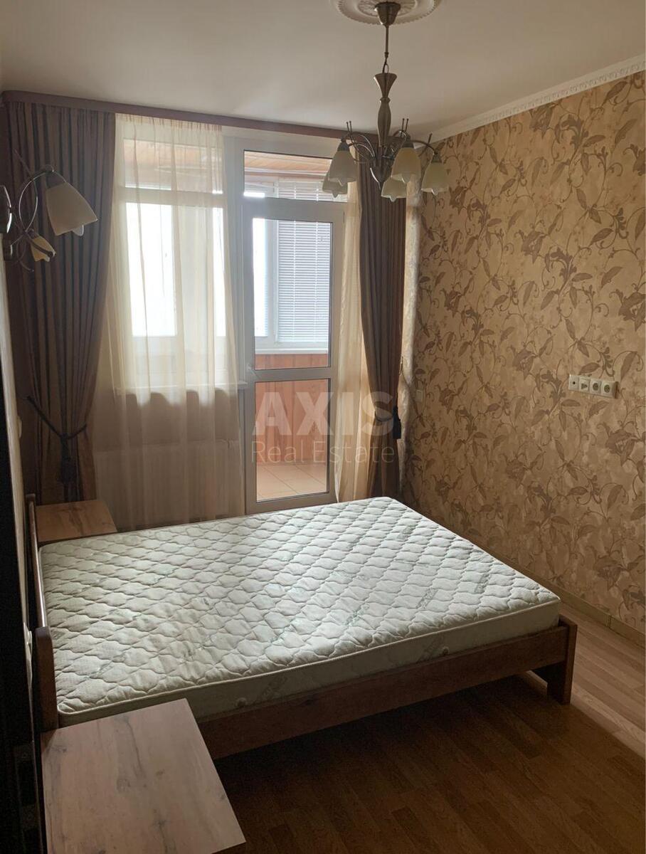 1k apartment vul. Shums'kogo Jurija 3Г3