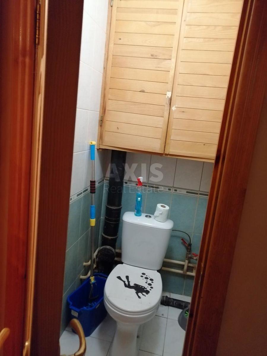 2k apartment vul. Ahmatovoi' Anny 14Б5