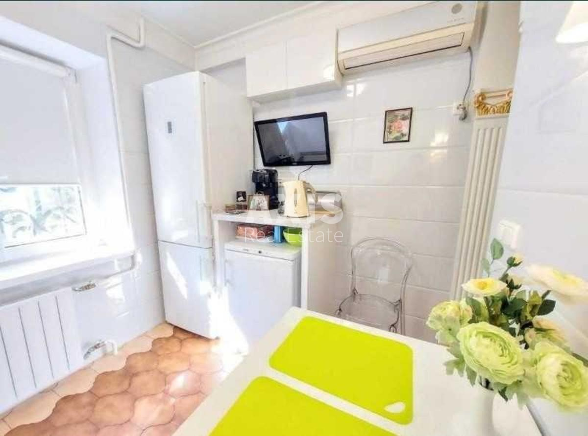 3k apartment vul. Entuziastiv 27