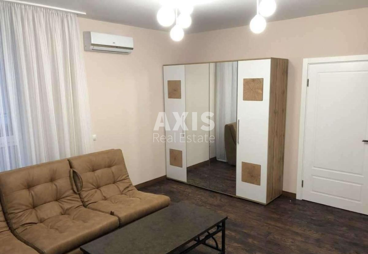 2k apartment pr-t Povitroflots'kyj 56