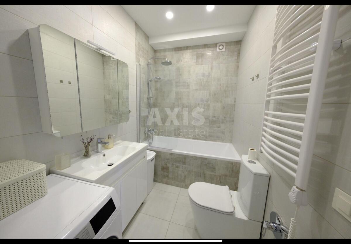 4k apartment vul. Grushevs'kogo Myhajla 34/14