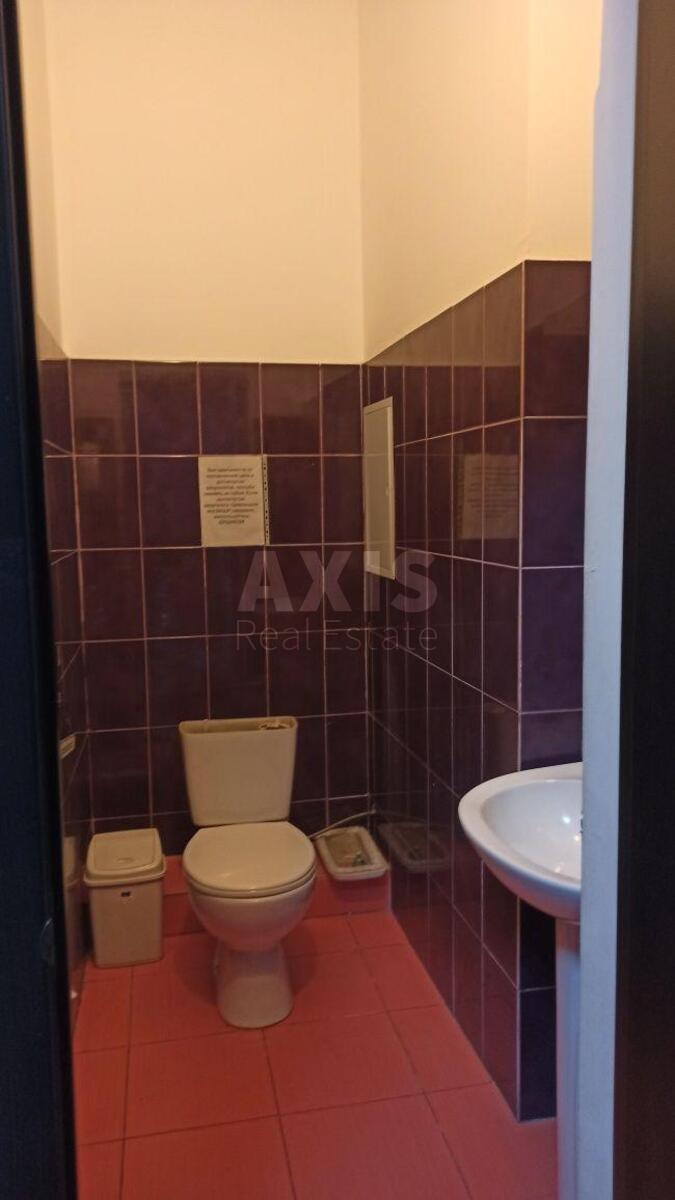 Офис ул. Евгения Коновальца 44А, 144м25850010