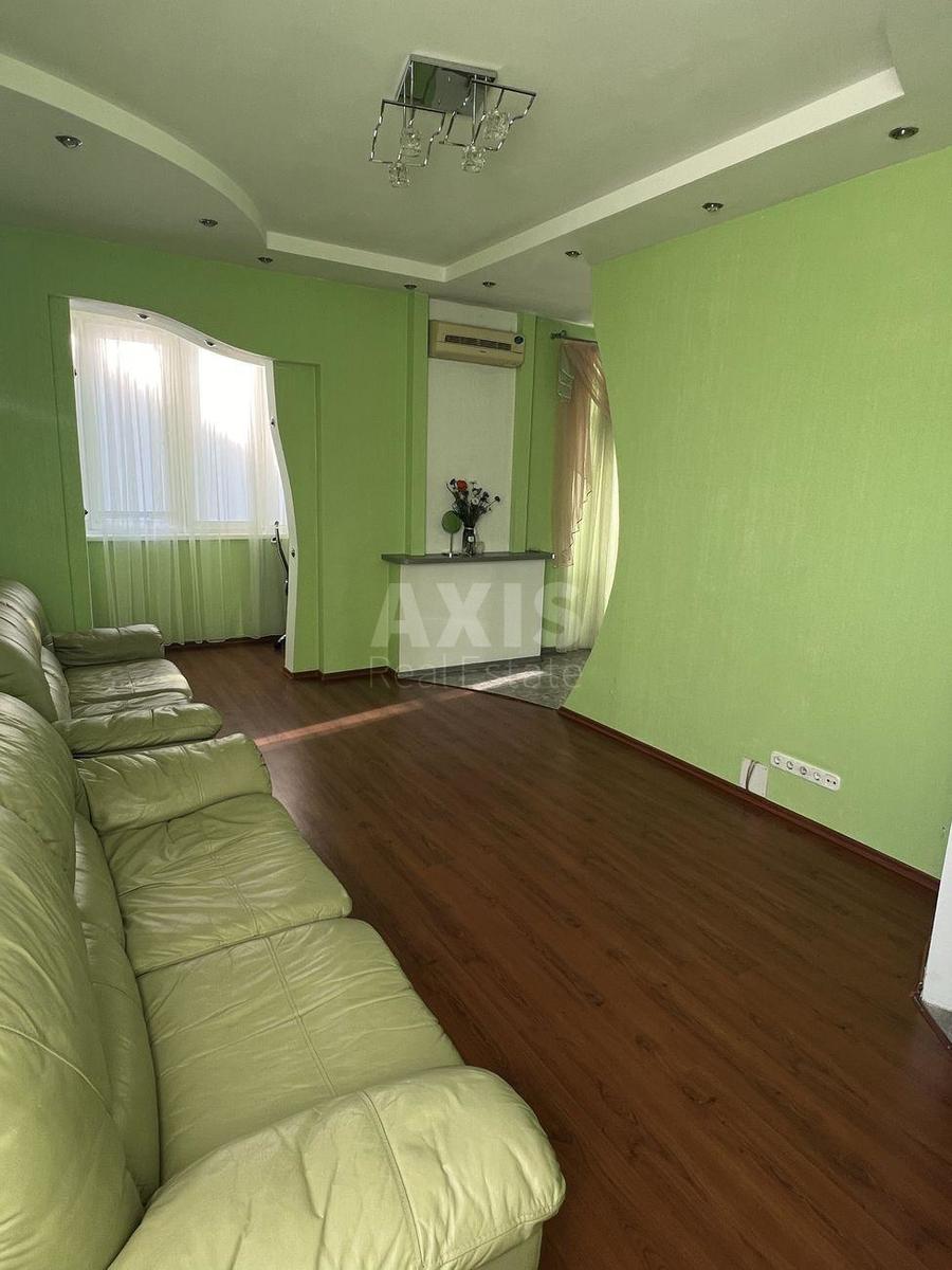 2k apartment vul. Volodymyra Sal's'kogo 51