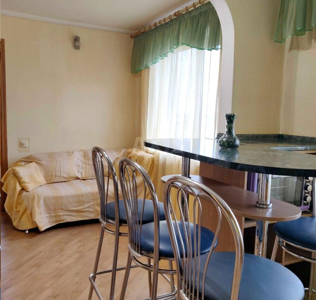 1k apartment bul. Verhovnoi' Rady 8/20632260