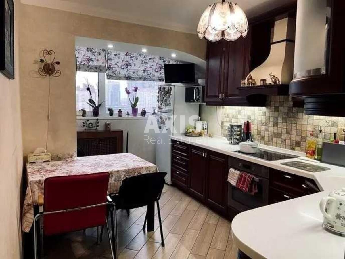 3к квартира пр-т Володимира Івасюка 2060423