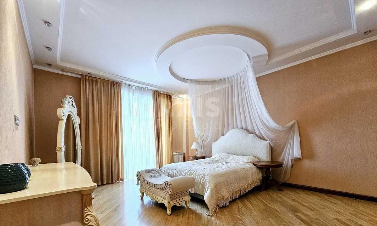 3k apartment vul. Panasa Myrnogo 106