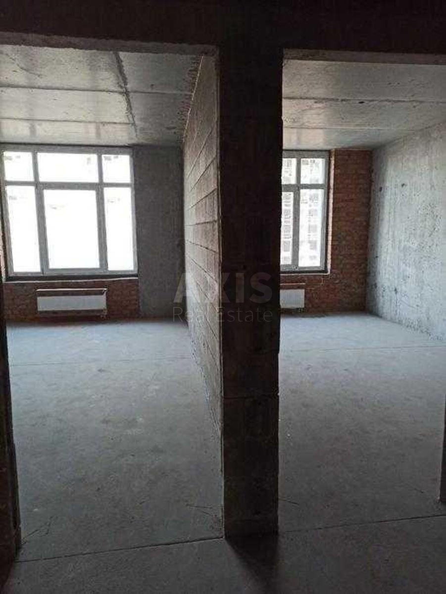 2k apartment vul. Sverstjuka Jevgena 45