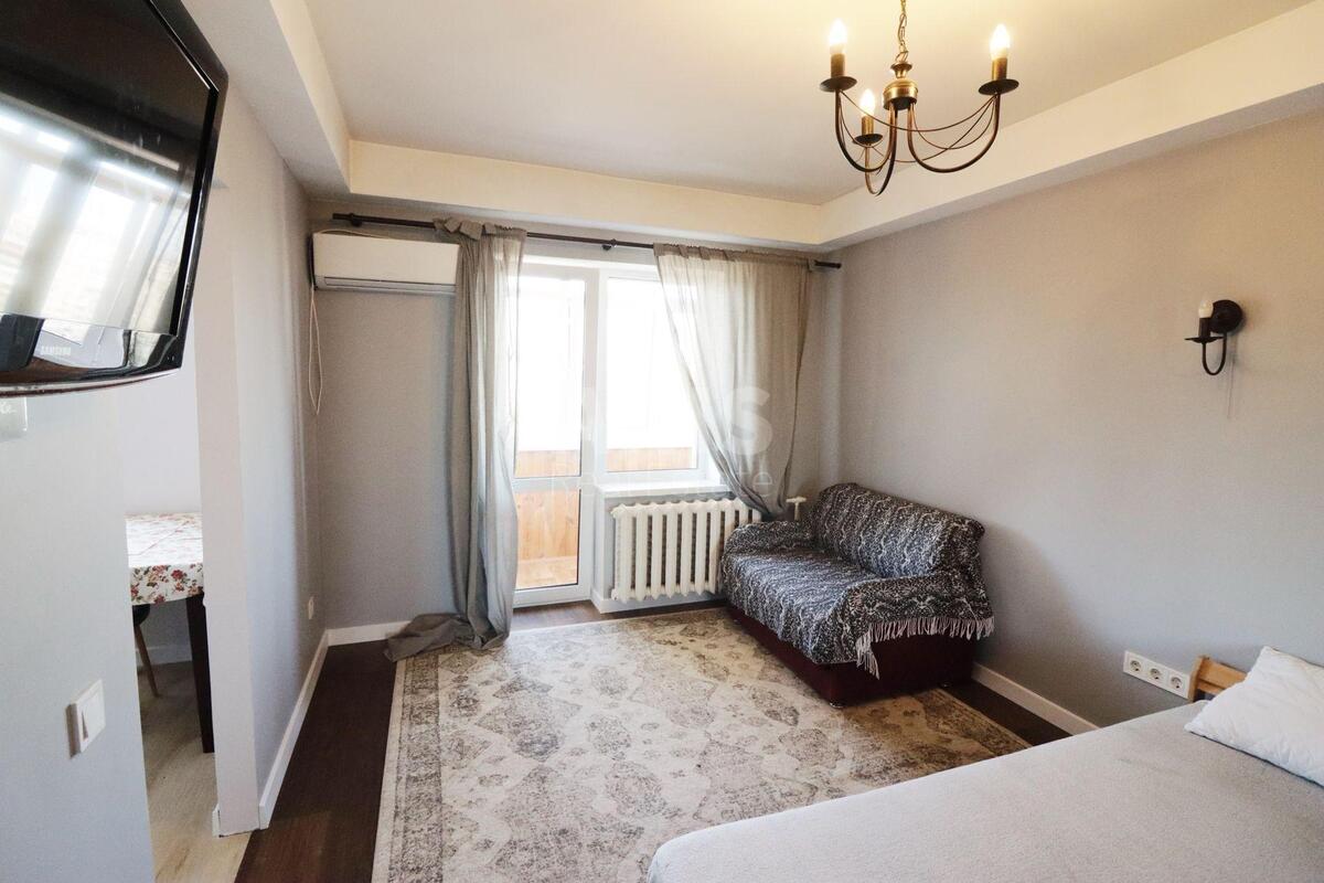 1k apartment vul. Malynovs'kogo Marshala 32Б2