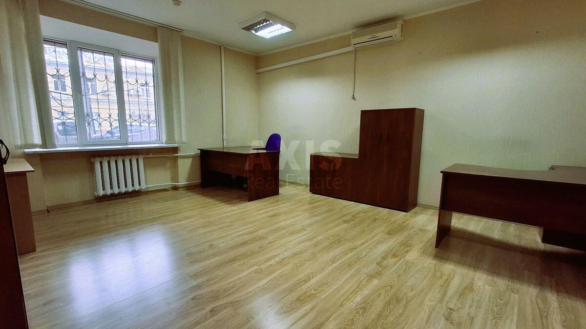 Office prov. Ipsylantijevs'kyj 3, 95m23