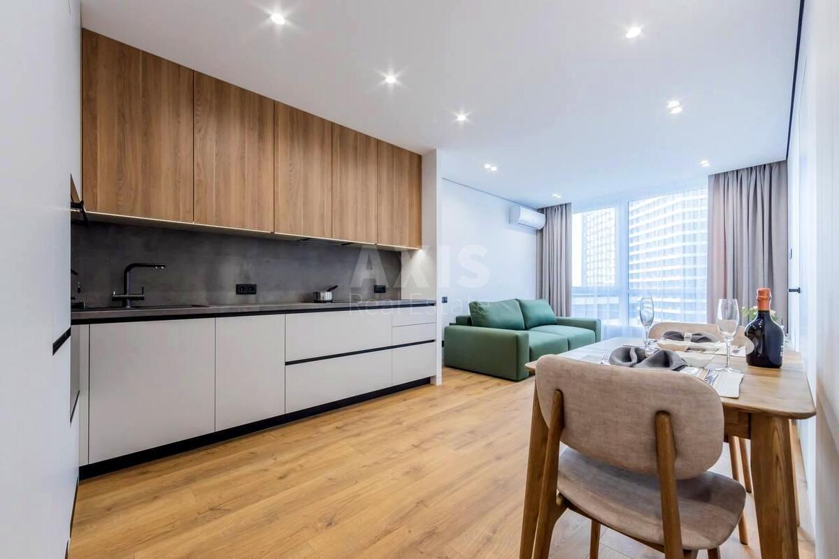 2k apartment vul. Prychal'na 12640530