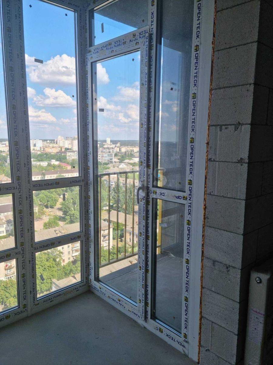 2k apartment vul. Sormovs'ka 30