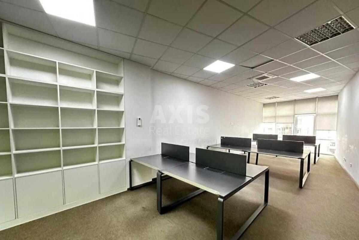 Офис ул. Евгения Коновальца 36Д, 570м24