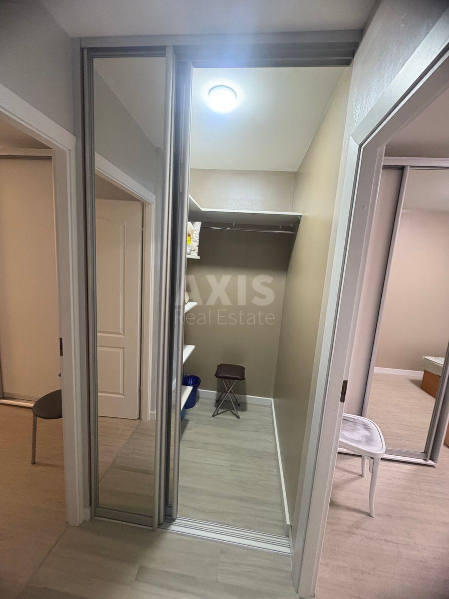 3k apartment vul. Strazheska Akademika 3569977