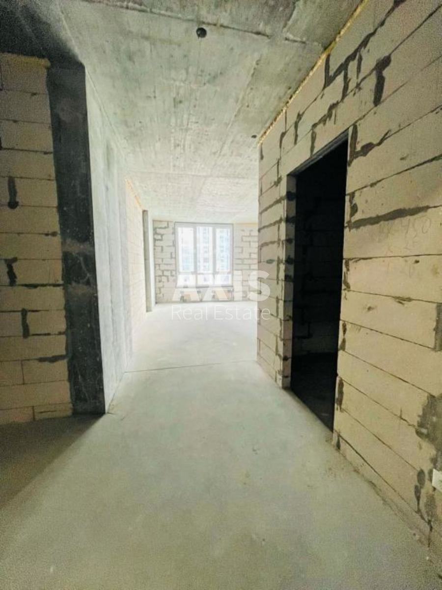 2k apartment vul. Dragomyrova Myhajla 14а