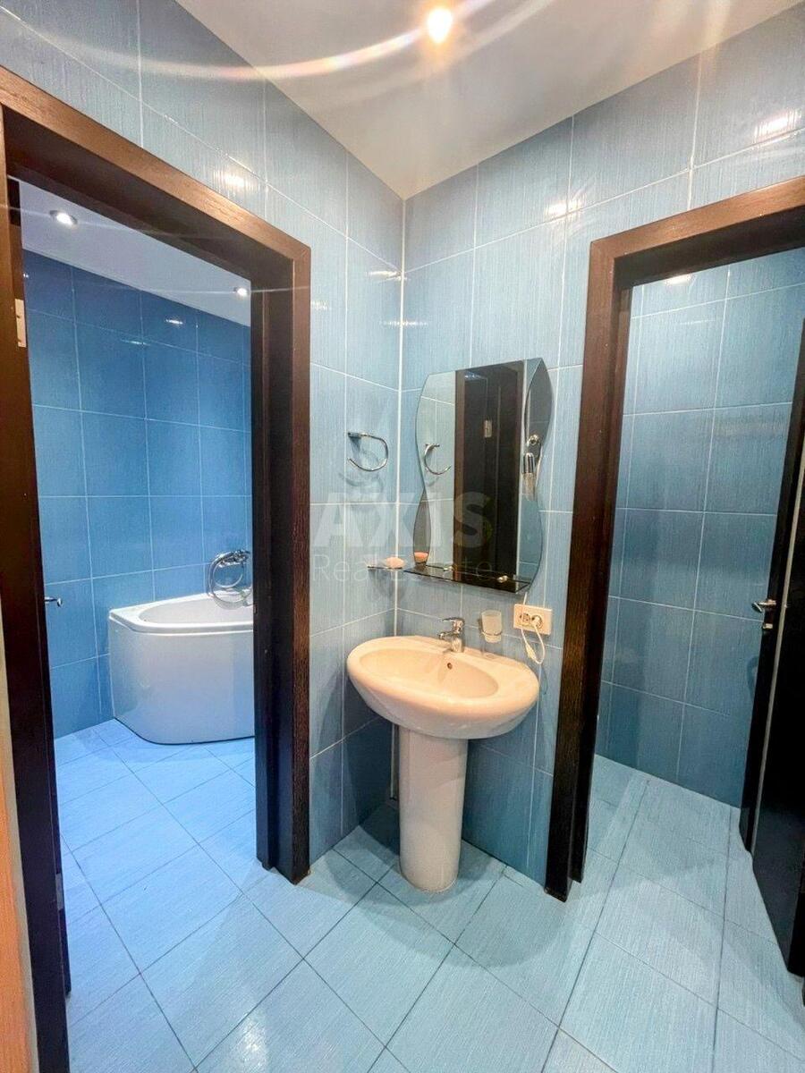 3к квартира ул. Карпатская 12607507