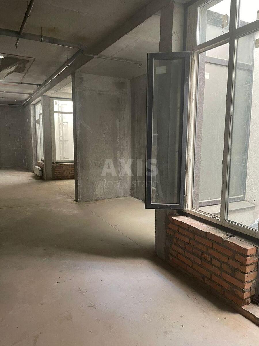 Объект торговли ул. Выговского Ивана 44, 118м2608408