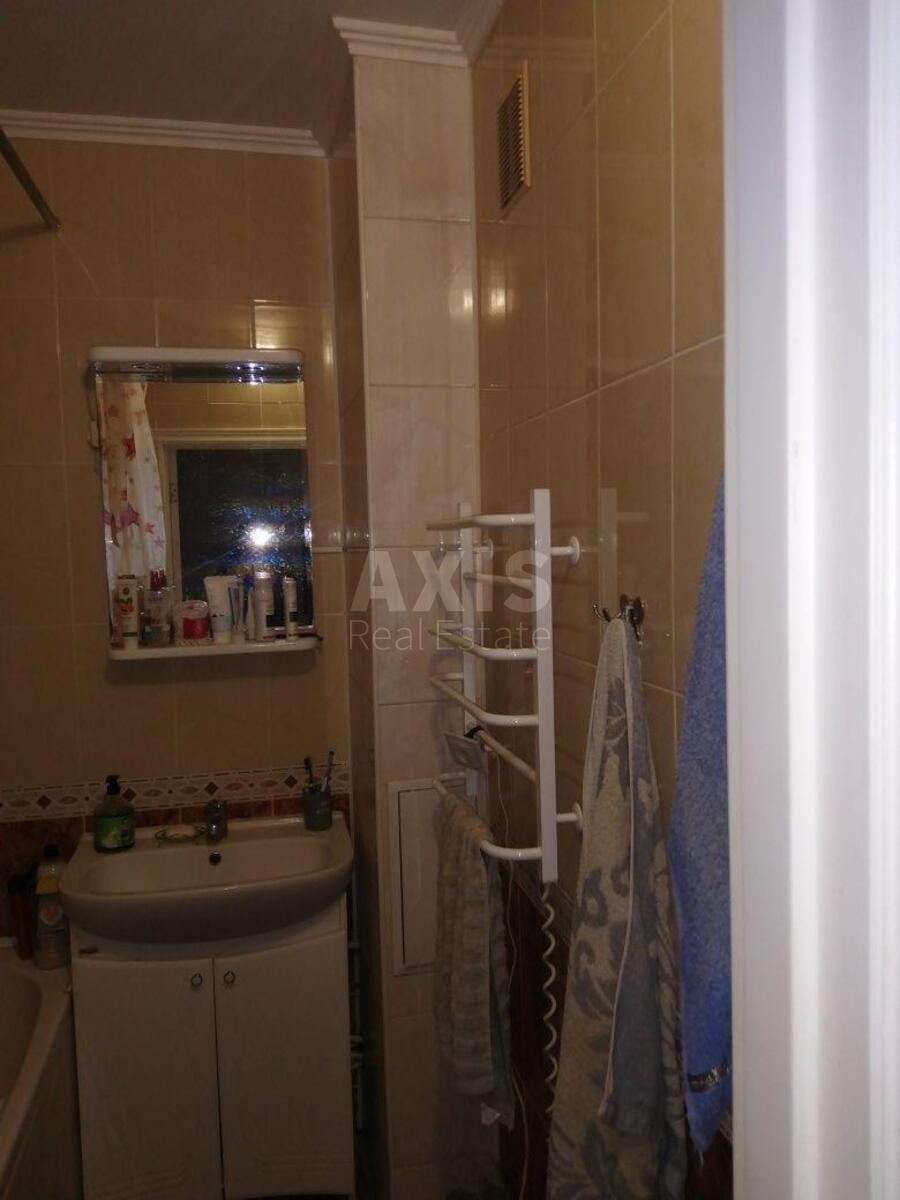 2k apartment vul. Revuc'kogo 42Б9