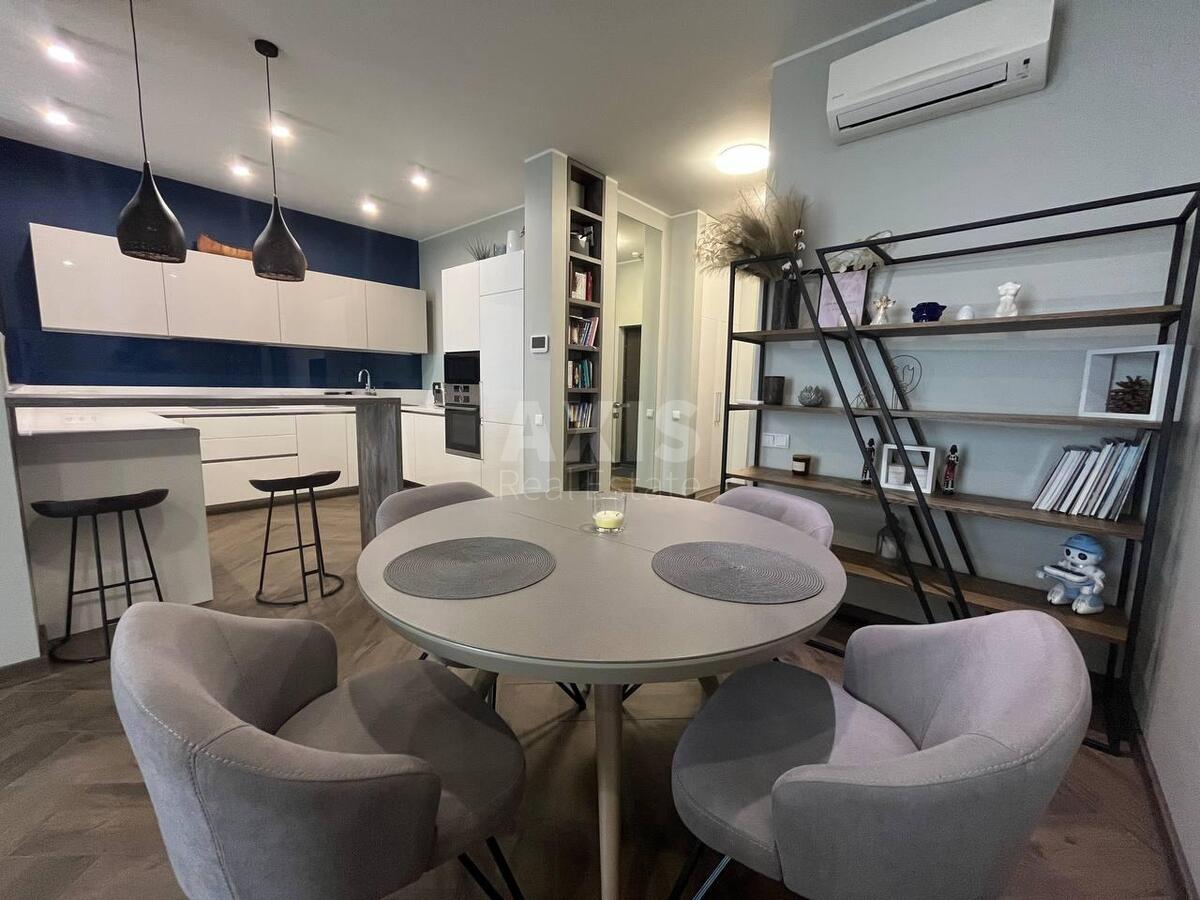 1k apartment vul. Antonova Aviakonstruktora 2Б1