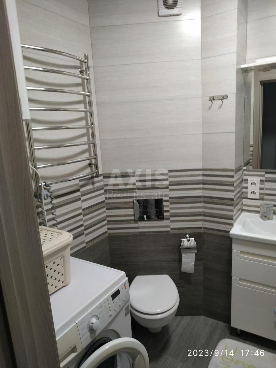 1k apartment vul. Lebedjeva Akademika 13