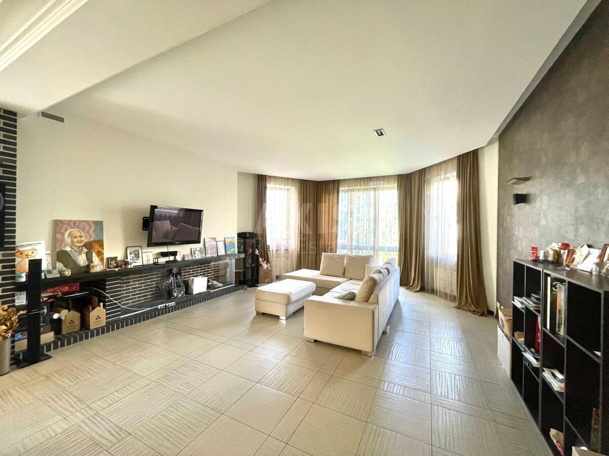3k apartment vul. Klinichna 28582306