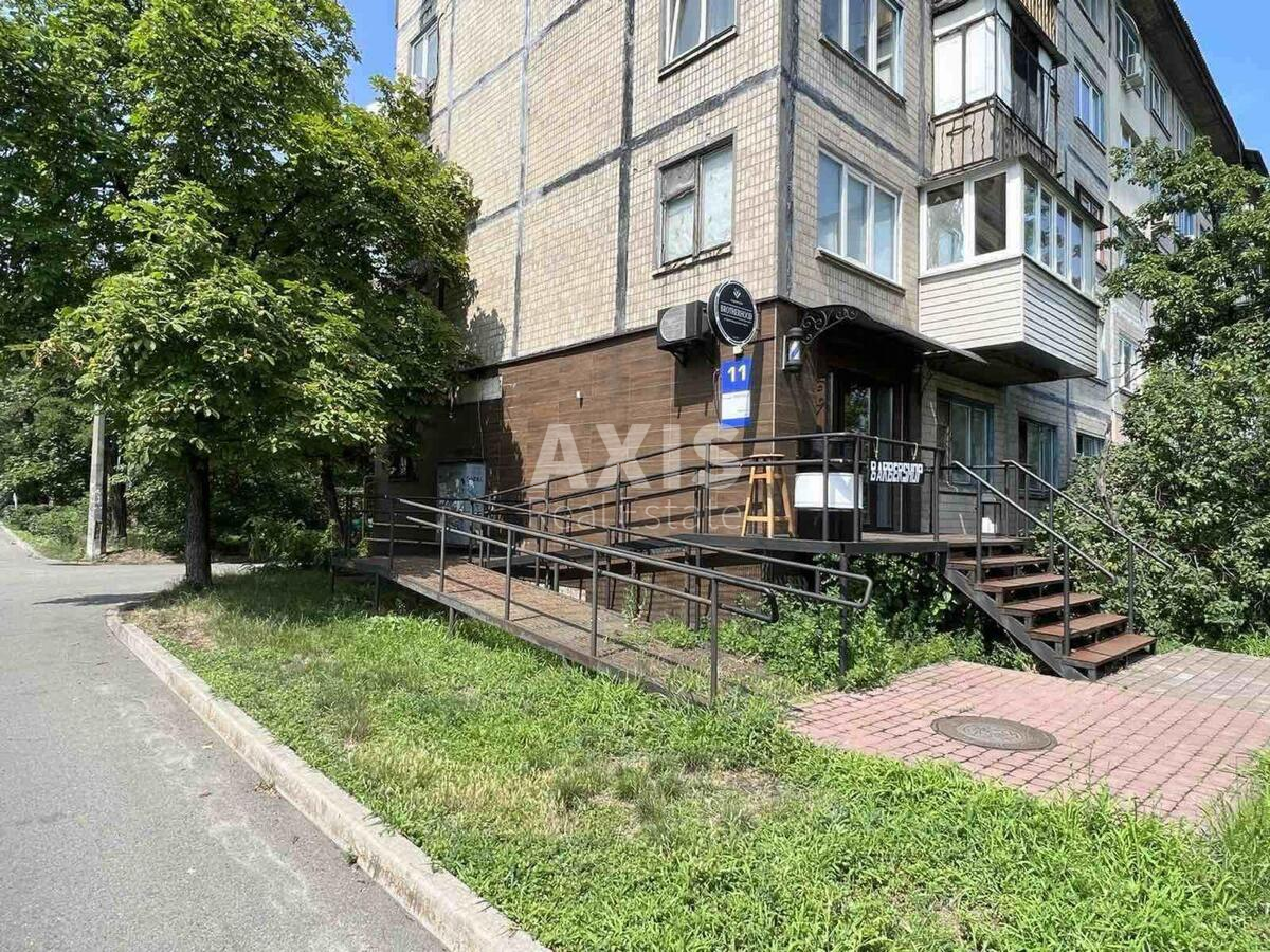 Объект торговли бул. Перова 11, 50м2613821