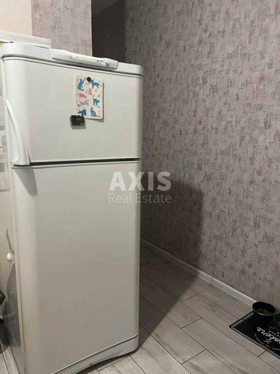 2k apartment vul. Bakyns'ka 376
