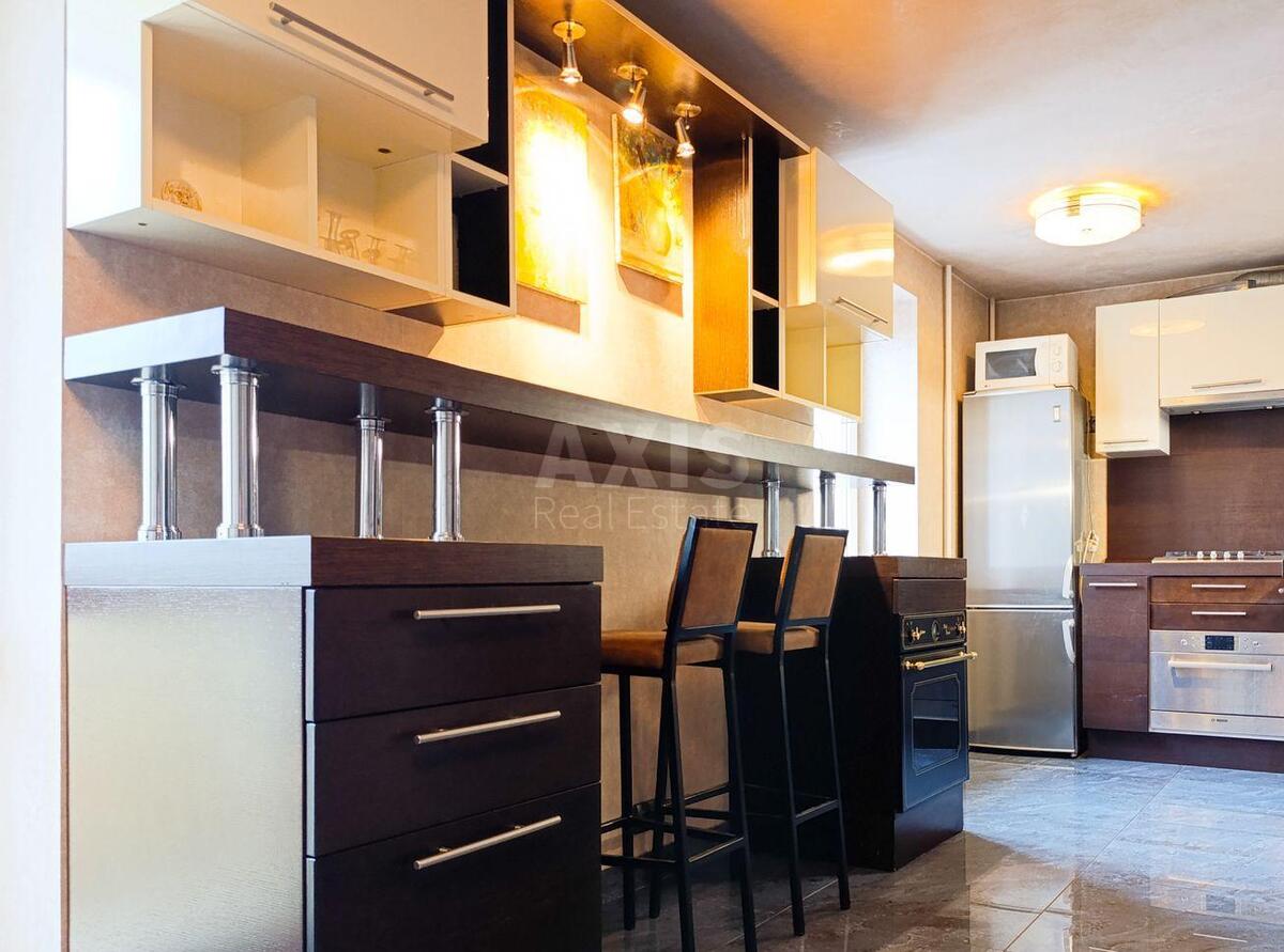 2k apartment prov. Vynogradnyj 60