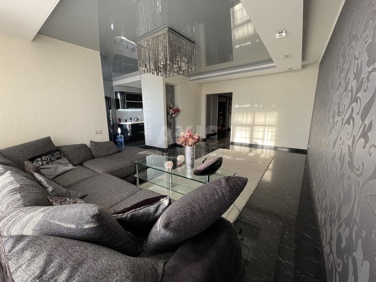 3k apartment pr-t Lobanovs'kogo 4Г
