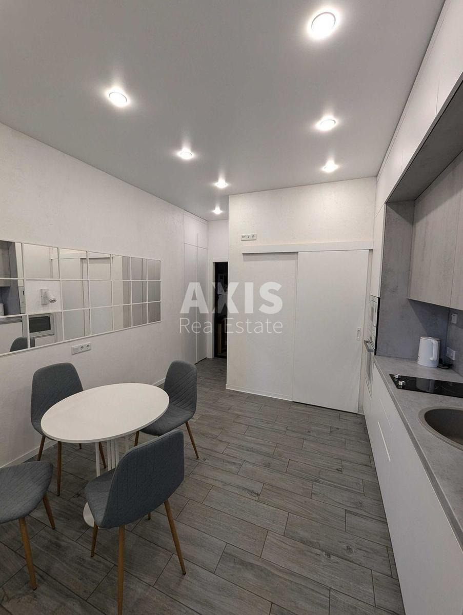 2k apartment vul. Kahovs'ka 601