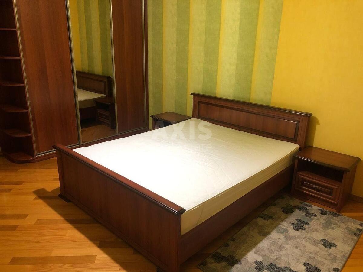 2к квартира пр-т Бажана Николая 10593581