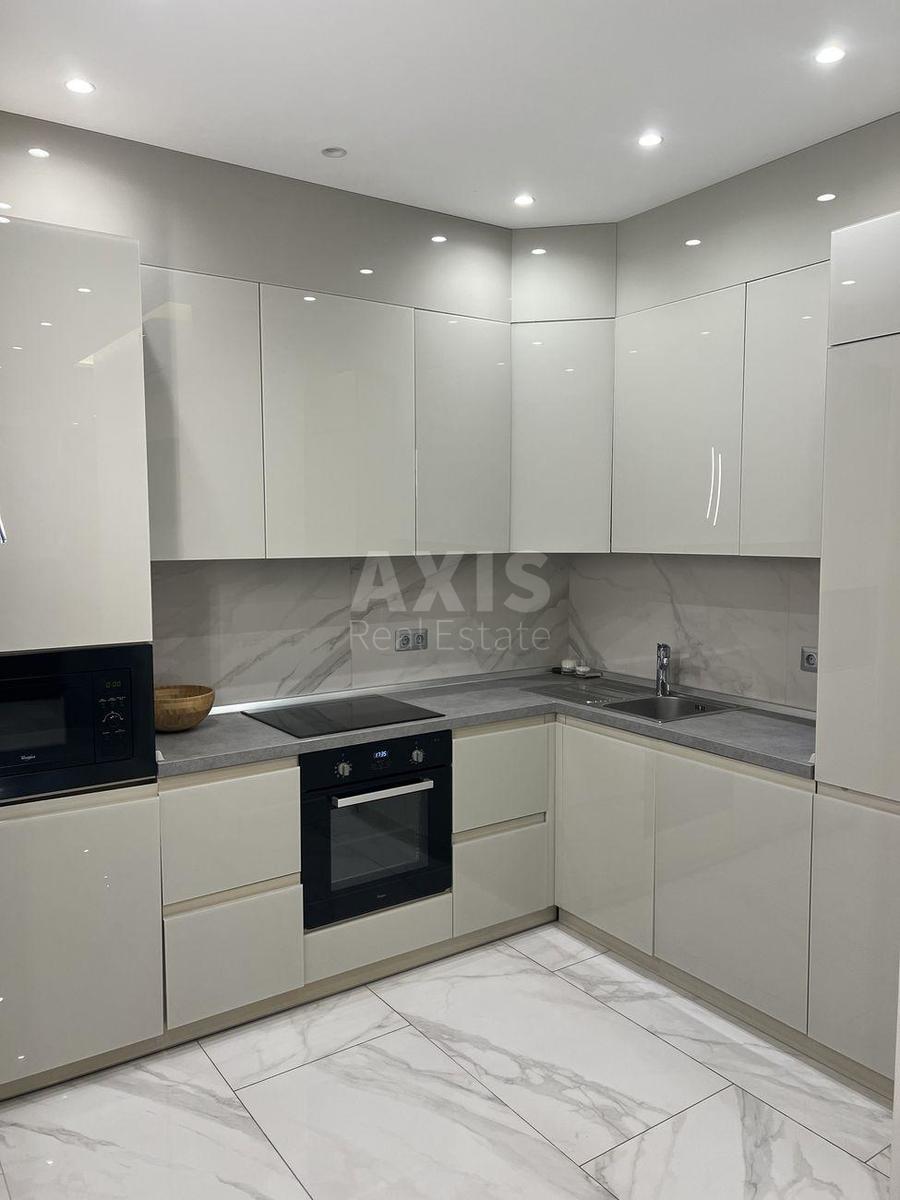 2k apartment vul. Bul'varno-Kudrjavs'ka 15